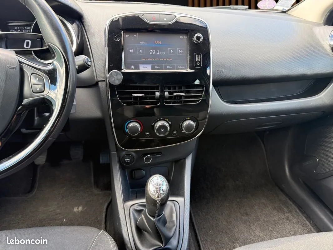 Renault Clio 2014 photo 4