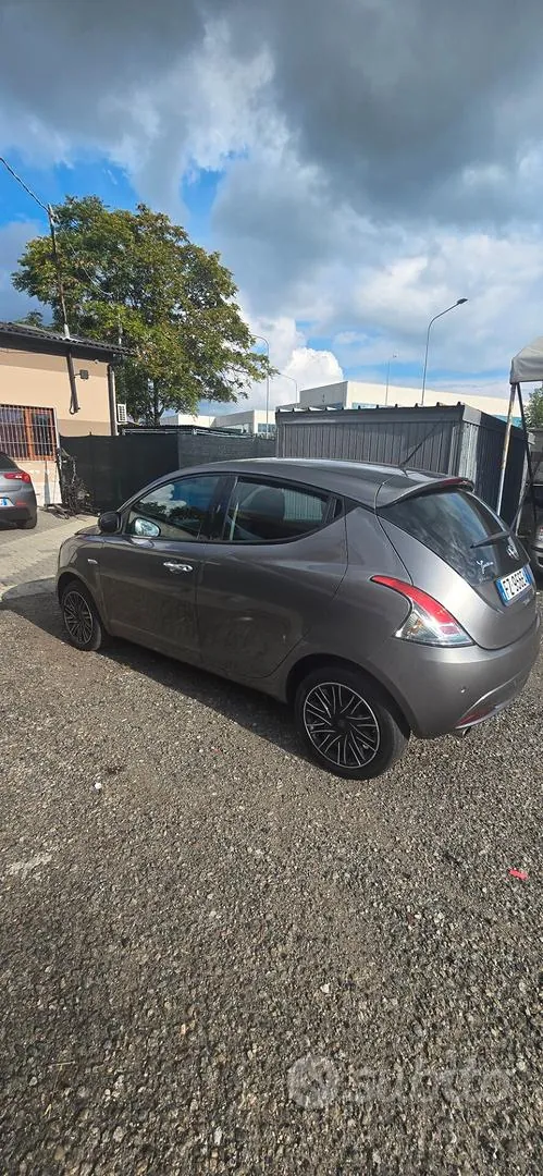 Lancia Ypsilon 2019 photo 3
