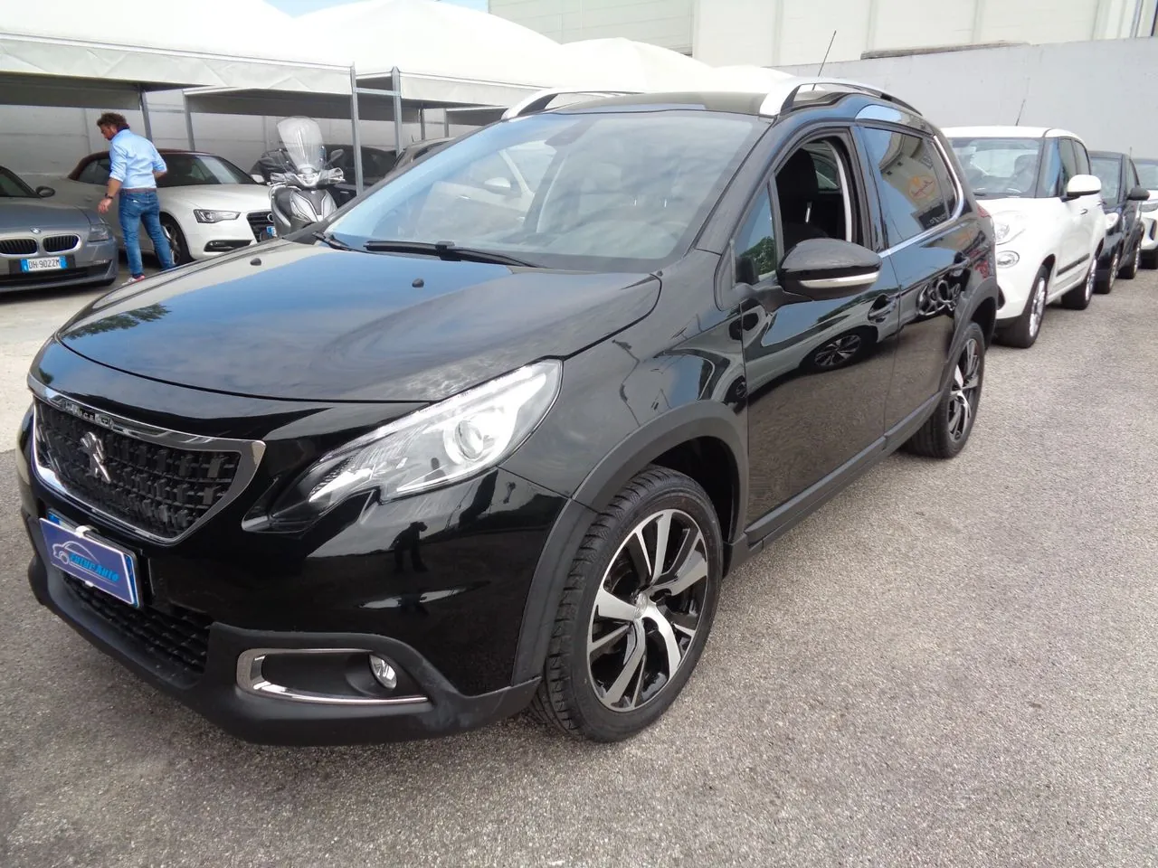 Peugeot 2008 2017 photo 2