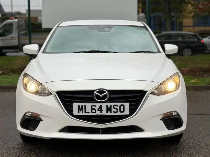 Mazda Mazda3 2014 photo 2
