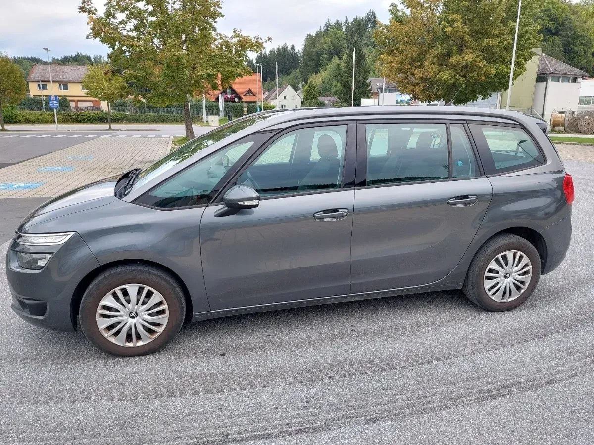 Citroen Grand C4 Picasso 2015 photo 2