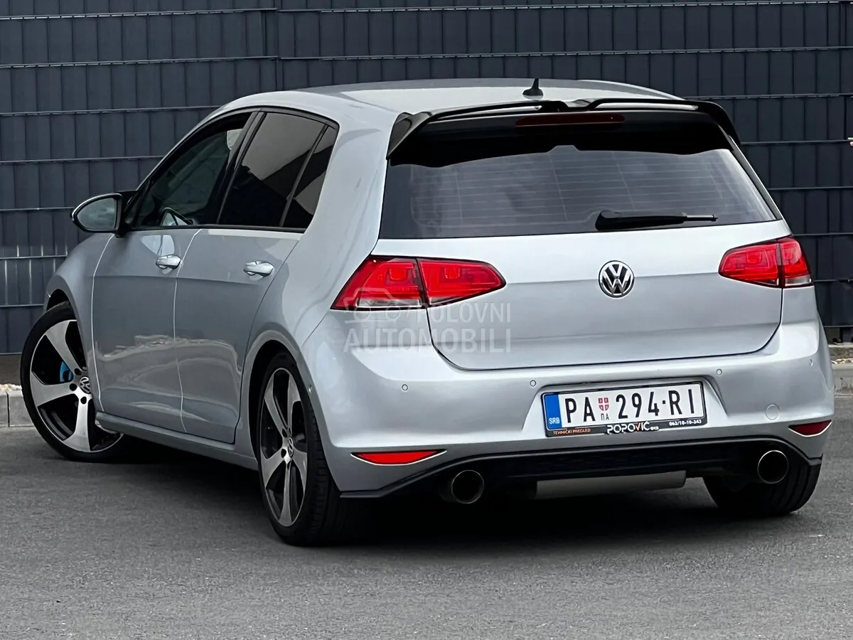 Volkswagen Golf 7 2013 photo 2