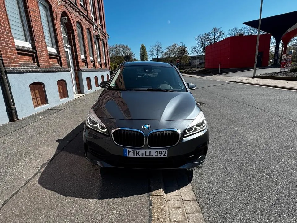 BMW 216D