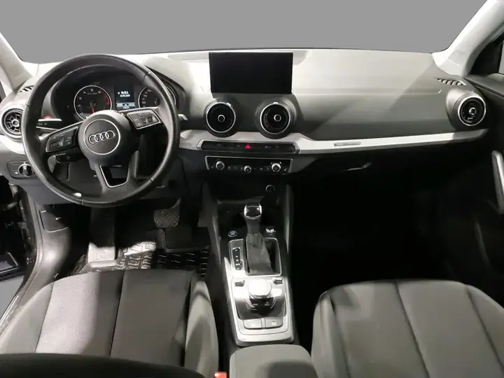 Audi Q2 2023 photo 3