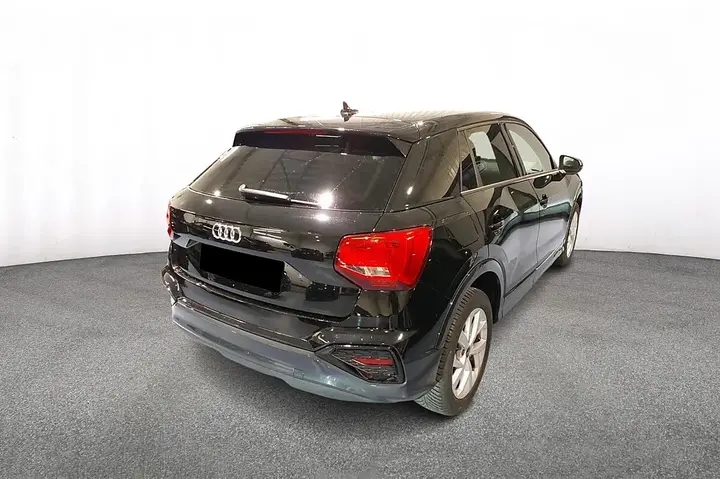 Audi Q2 2023 photo 2