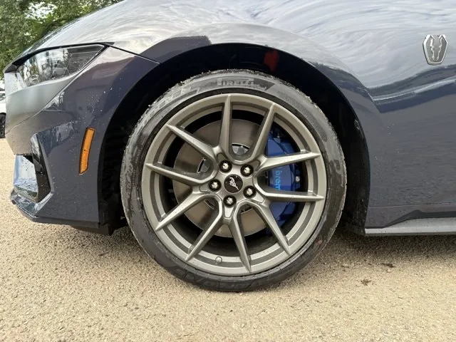 Ford Mustang 2026 photo 3
