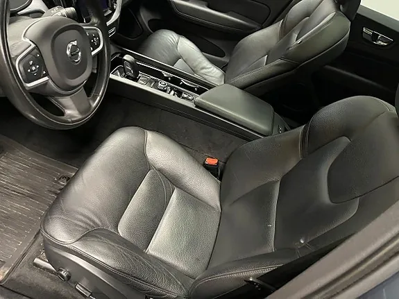 Volvo Xc60 2021 photo 4