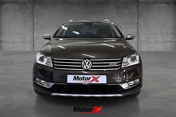 Volkswagen Passat 2014 photo 2