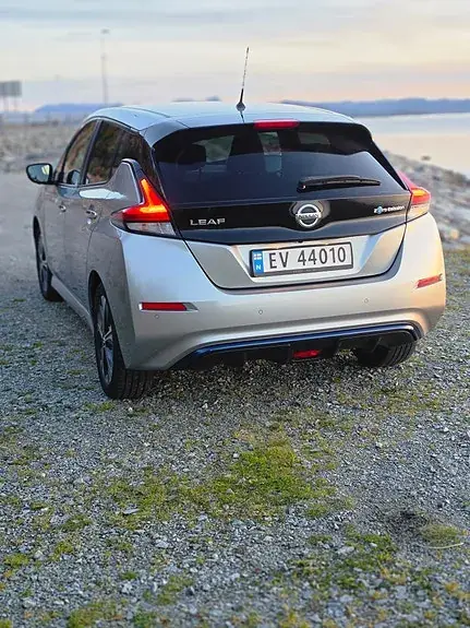 Nissan Leaf 2019 photo 5