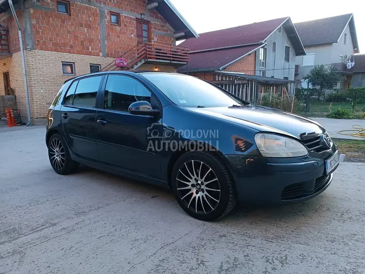 Volkswagen Golf 5 2008 photo 2