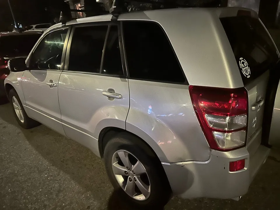 Suzuki Grand Vitara 2012 photo 2