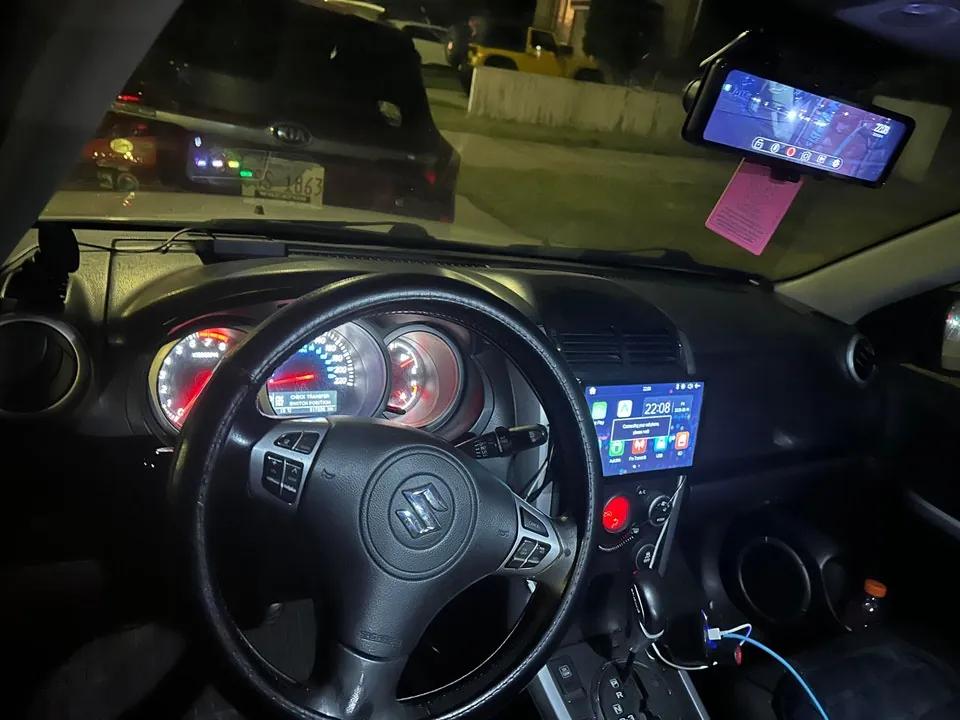 Suzuki Grand Vitara 2012 photo 4