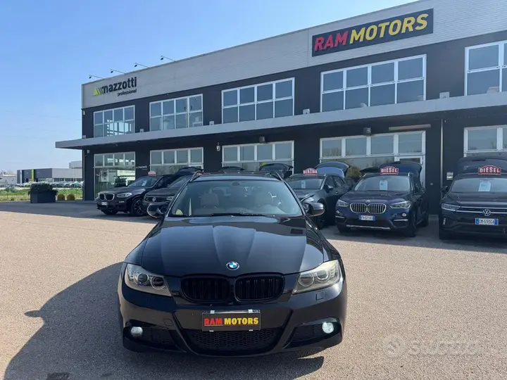 BMW 320D Touring 2008 photo 2