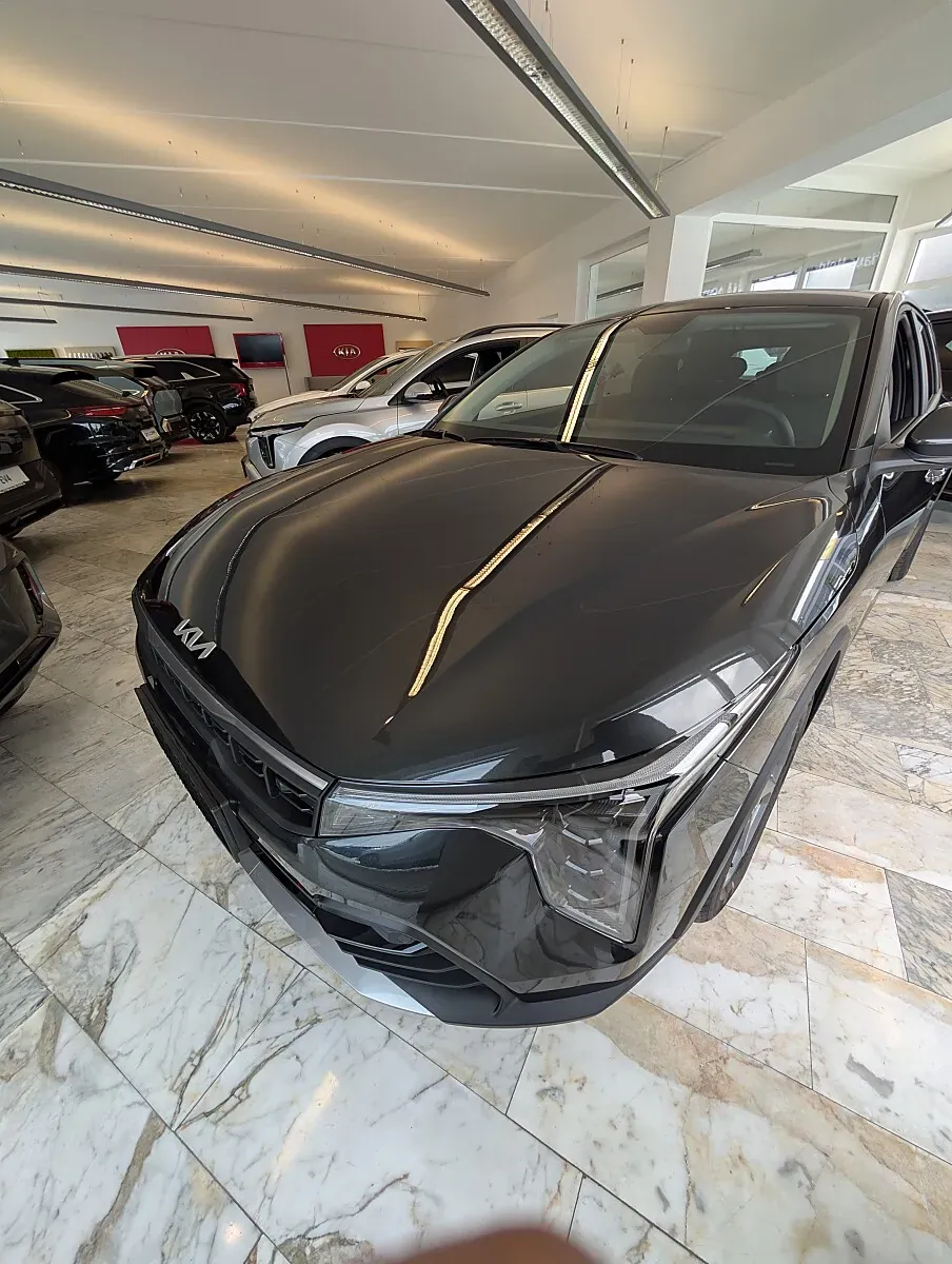 Kia K4