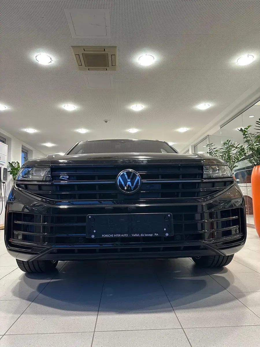 Volkswagen Touareg 2025 photo 3