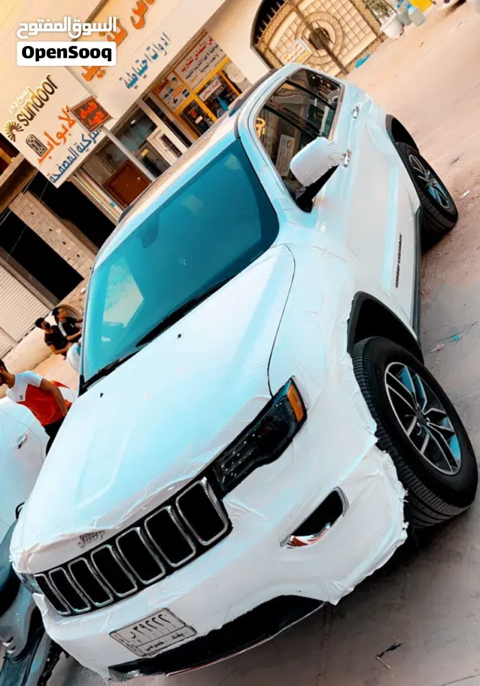Jeep Grand Cherokee 2019 photo 3