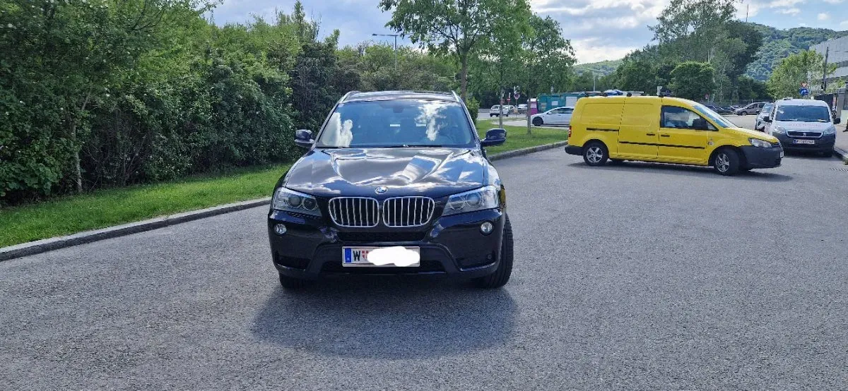 BMW X3 2013 photo 2