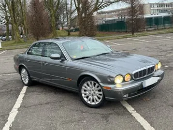 Jaguar Xj