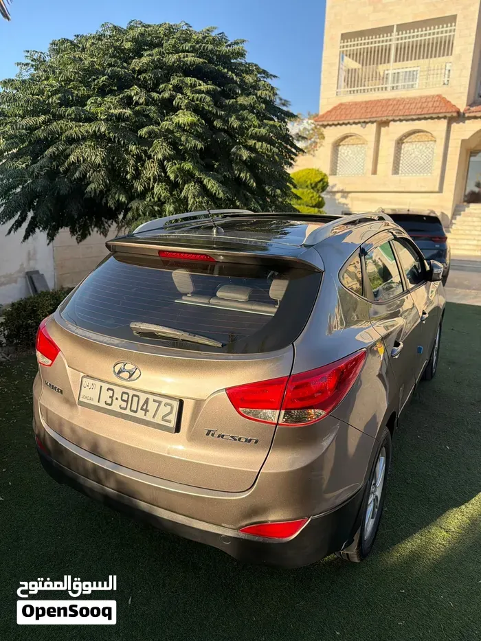 Hyundai Tucson 2012 photo 2
