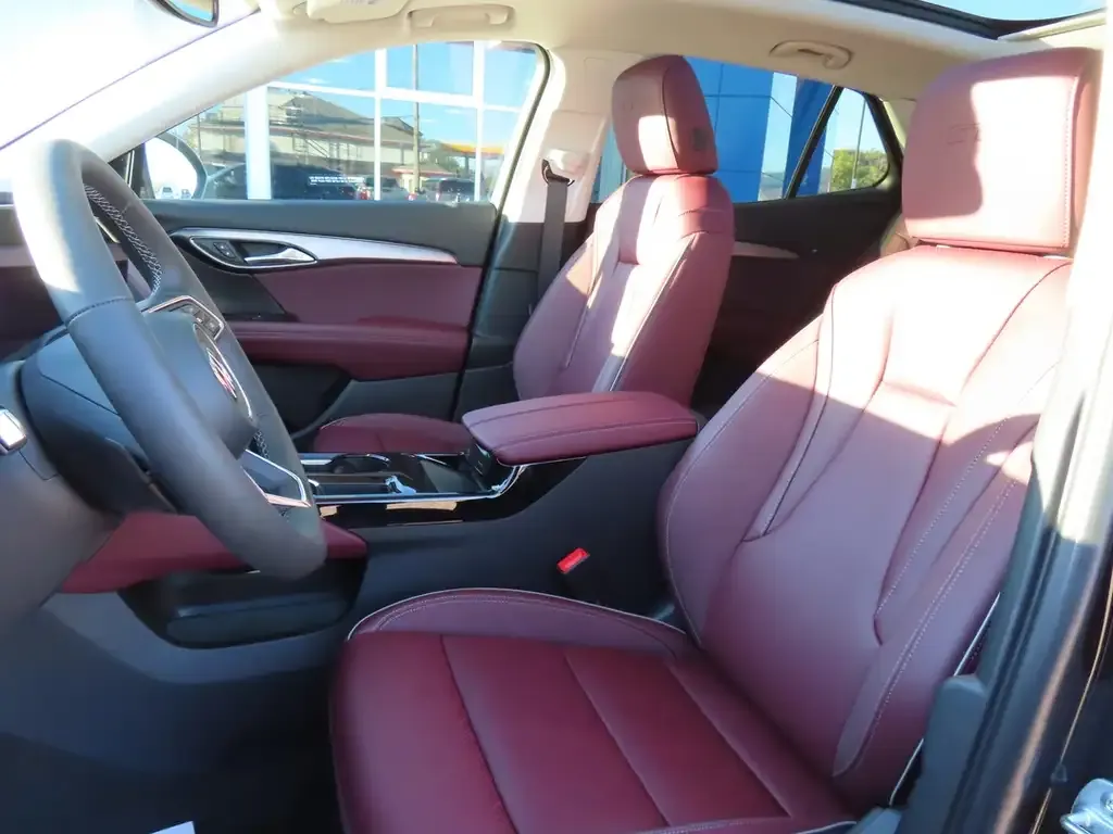 Buick Envision 2026 photo 3