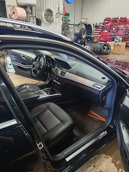 Mercedes-Benz E220 2016 photo 4