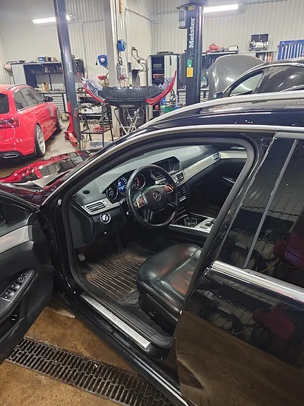 Mercedes-Benz E220 2016 photo 3