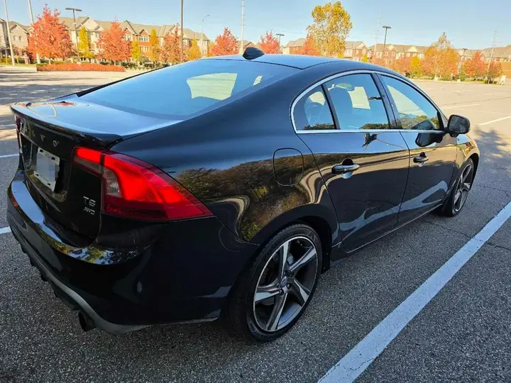 Volvo S60 2013 photo 3