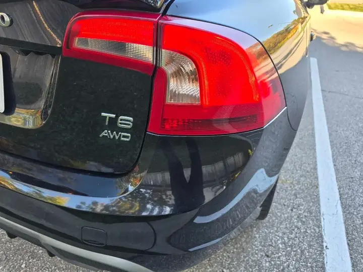 Volvo S60 2013 photo 5