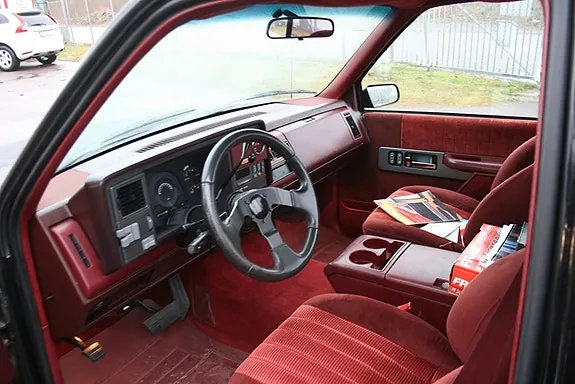 Chevrolet C/1500 1990 photo 2