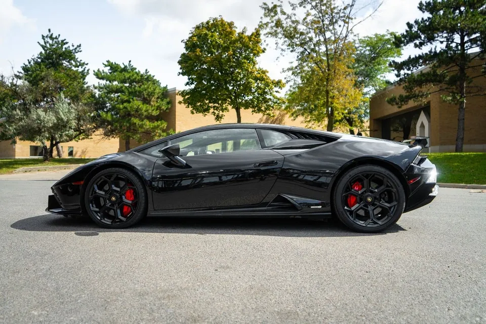 Lamborghini Huracan 2023 photo 5