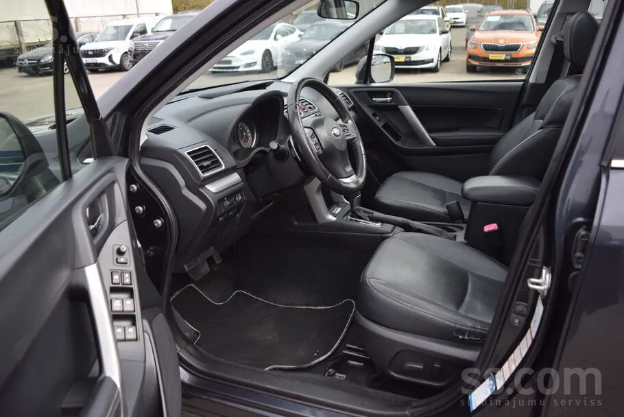 Subaru Forester 2015 photo 3
