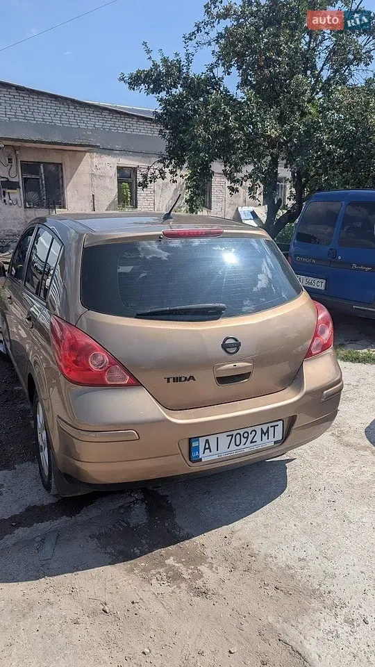 Nissan Tiida 2008 photo 3