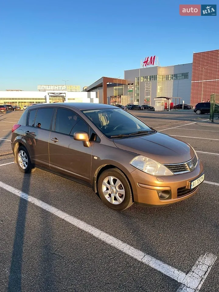 Nissan Tiida 2008 photo 4