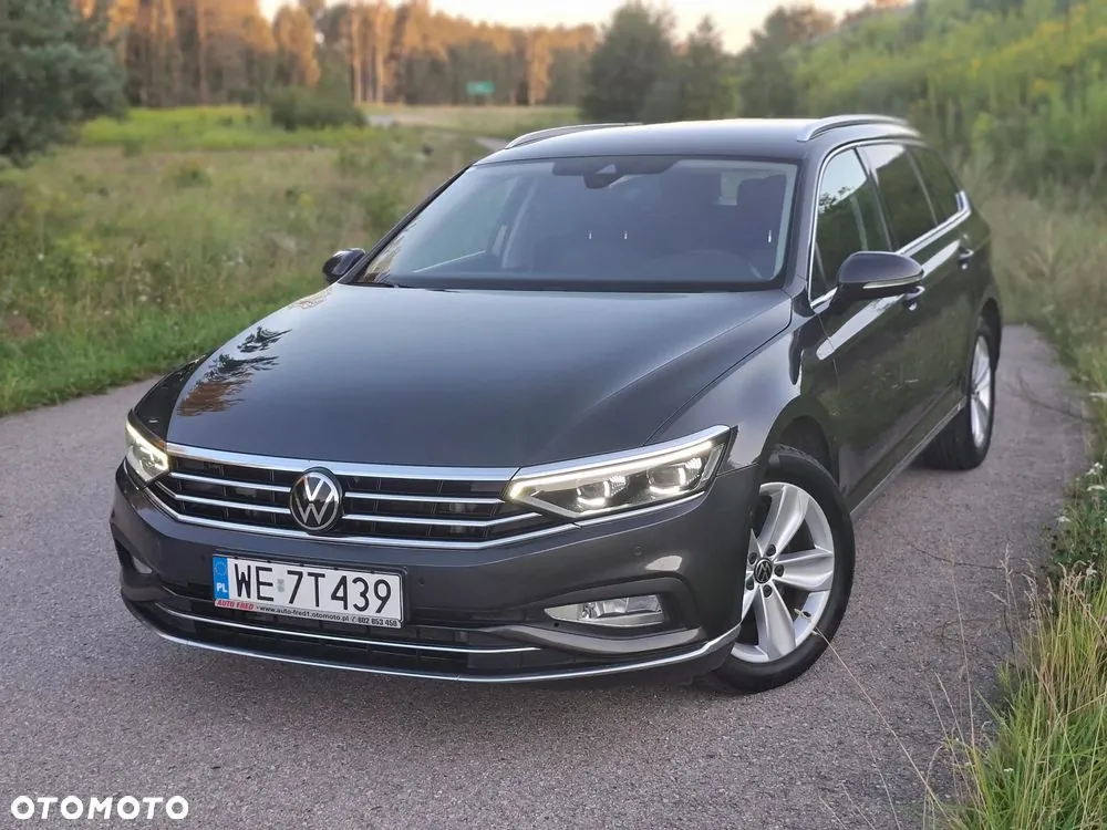 Volkswagen Passat 2022 photo 4