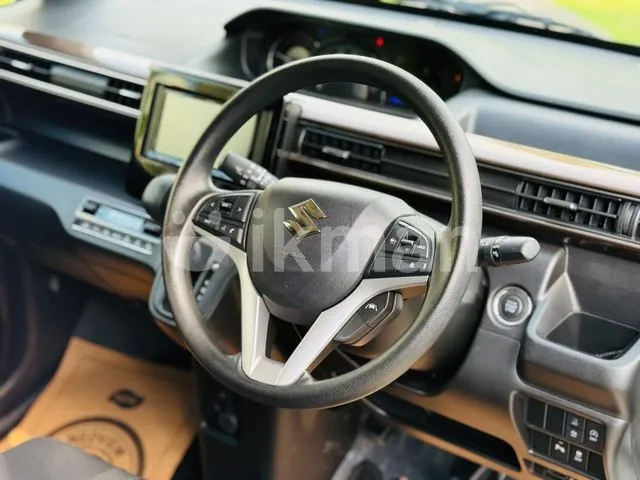 Suzuki Wagon R 2024 photo 5