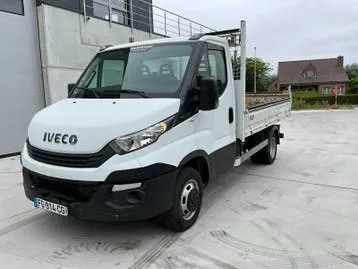Iveco Daily 2019 photo 2