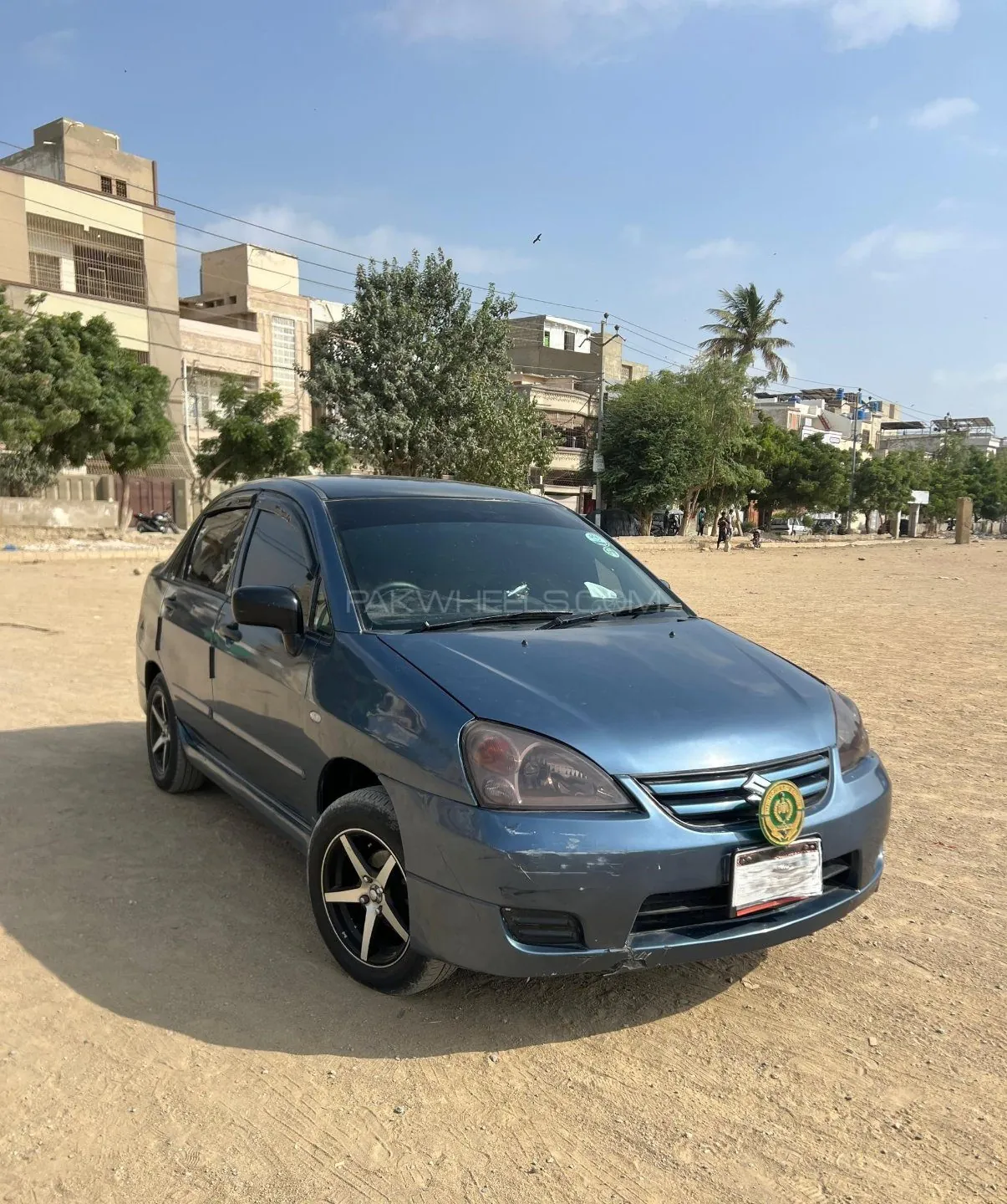Suzuki Liana