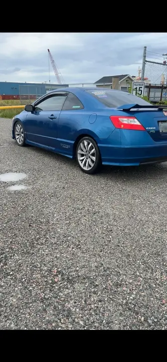 Honda Civic 2010 photo 2
