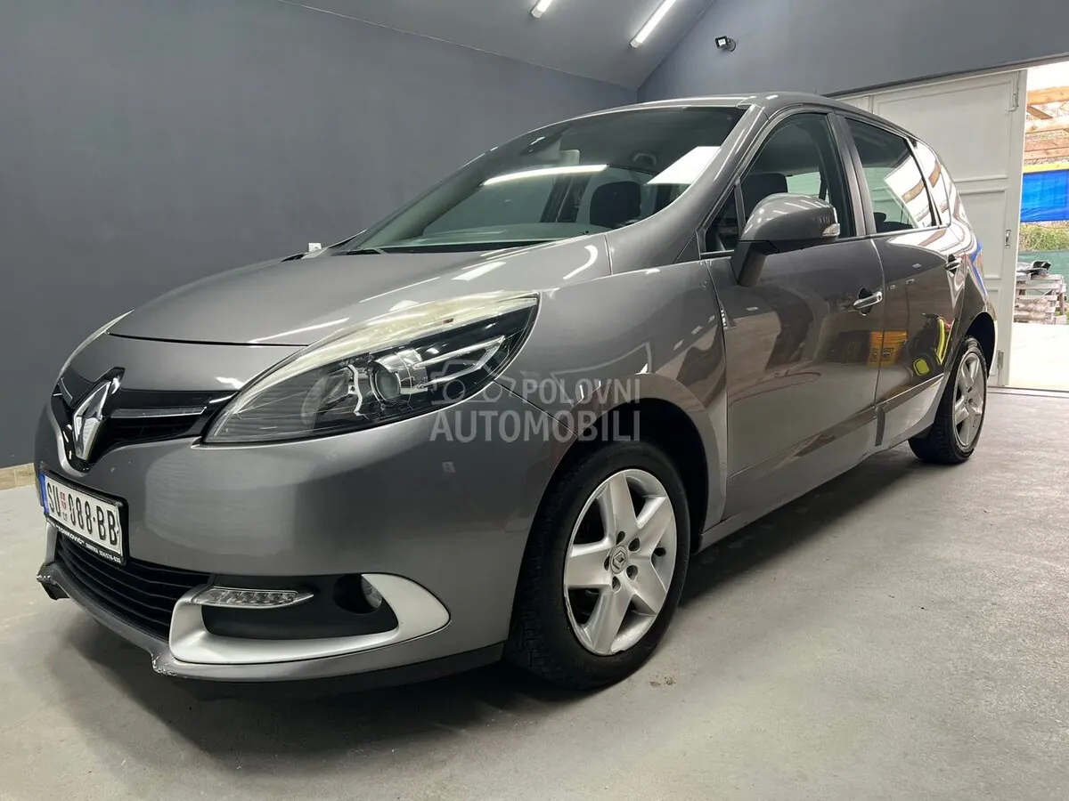 Renault Scenic 2013 photo 2