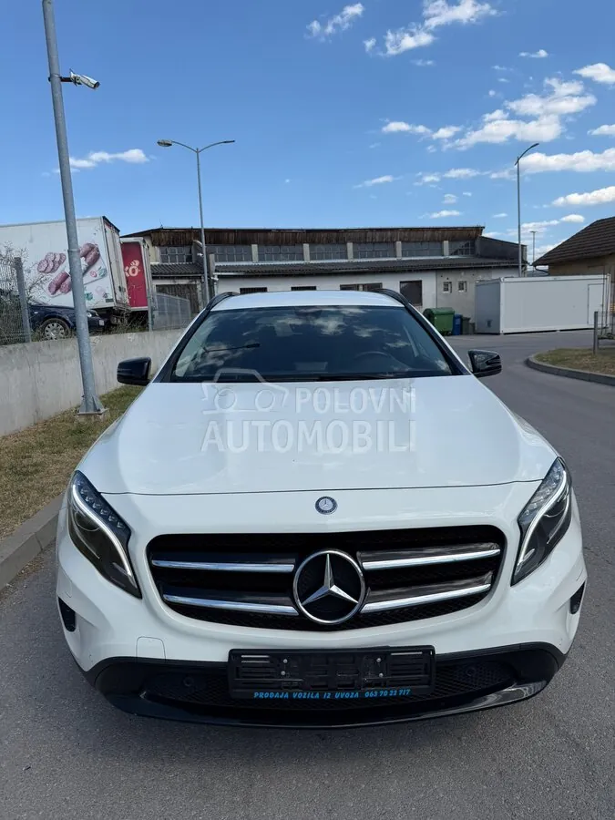 Mercedes-Benz Gla 200 2015 photo 2