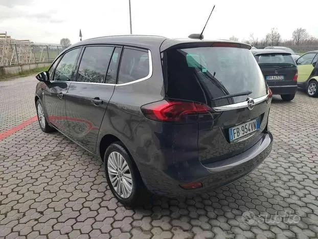 Opel Zafira Tourer 2016 photo 3