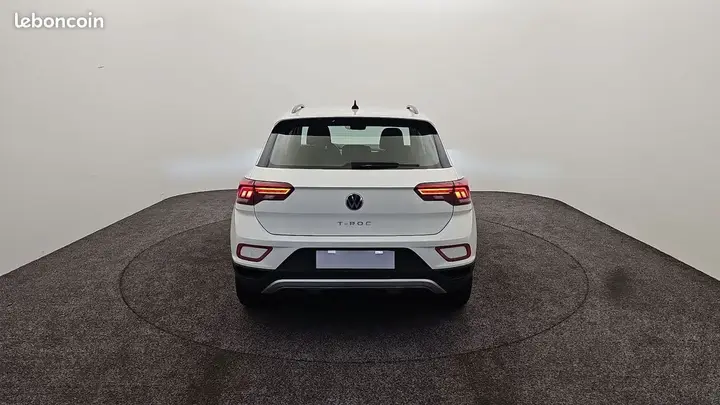 Volkswagen T-Roc 2024 photo 4