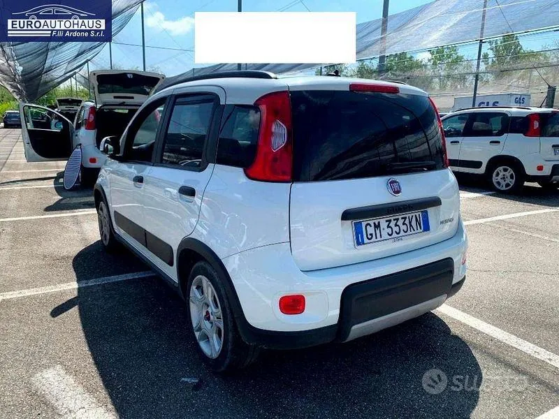 Fiat Panda 2023 photo 2