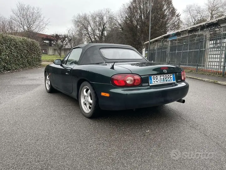 Mazda Mx-5 2002 photo 2