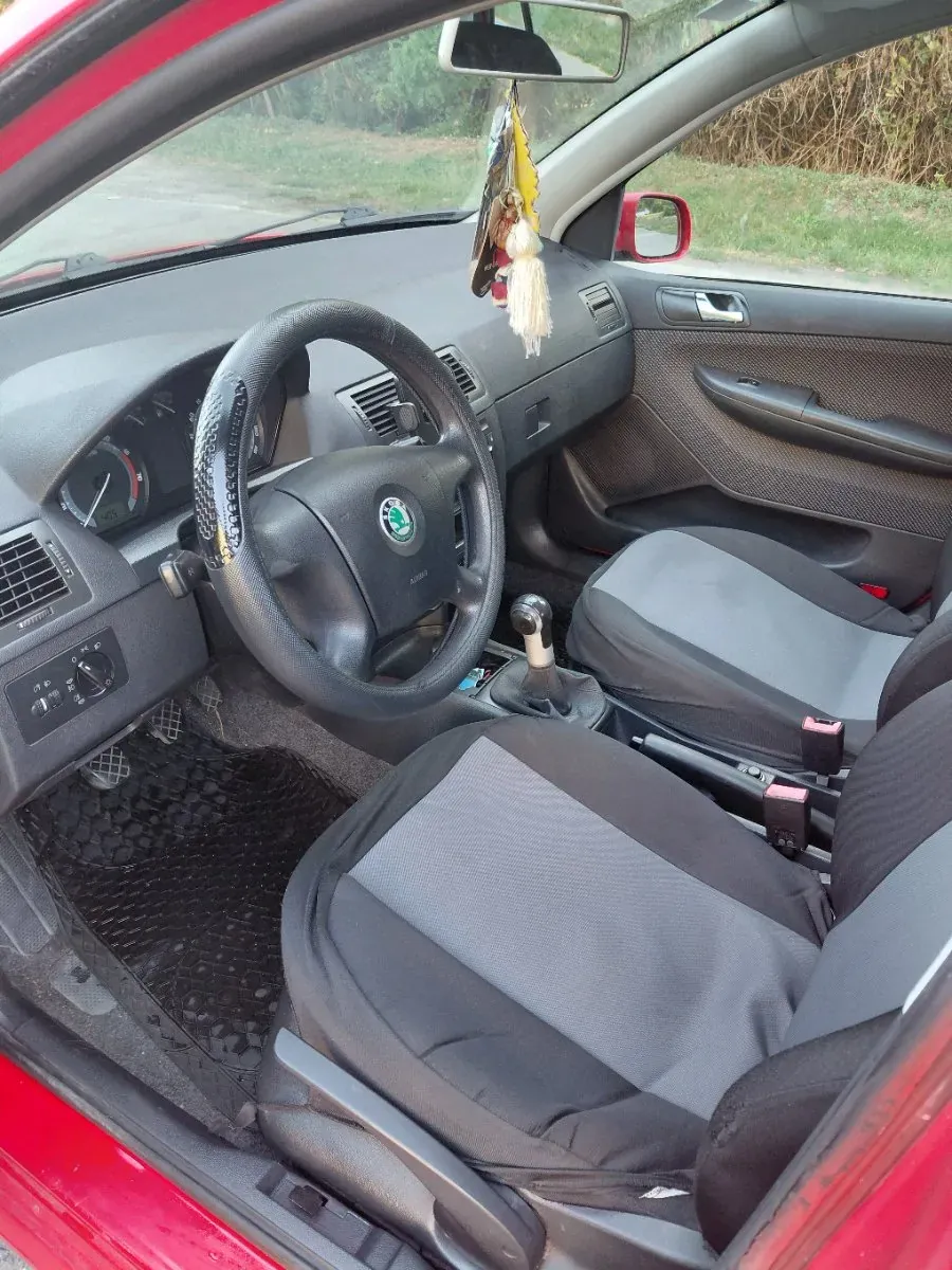Skoda Fabia 2007 photo 3
