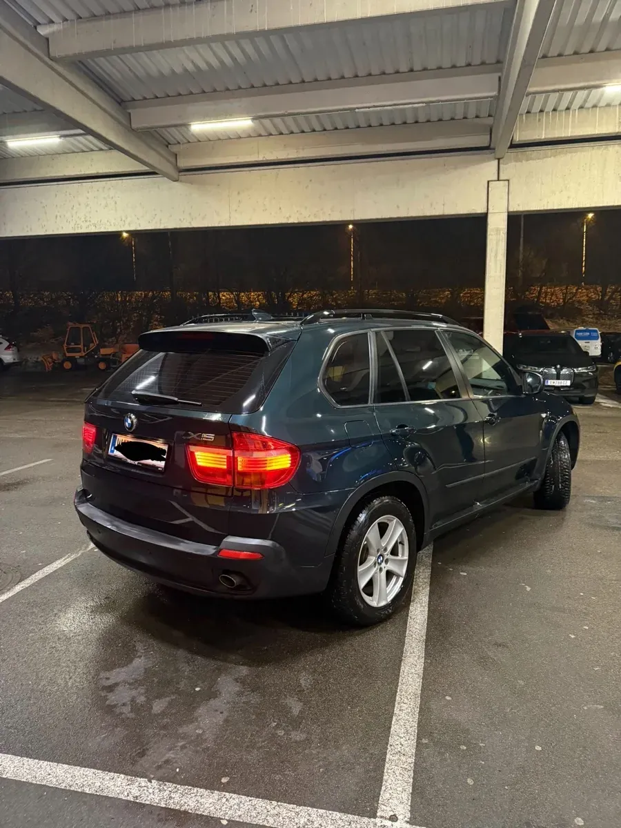 BMW X5 2007 photo 2