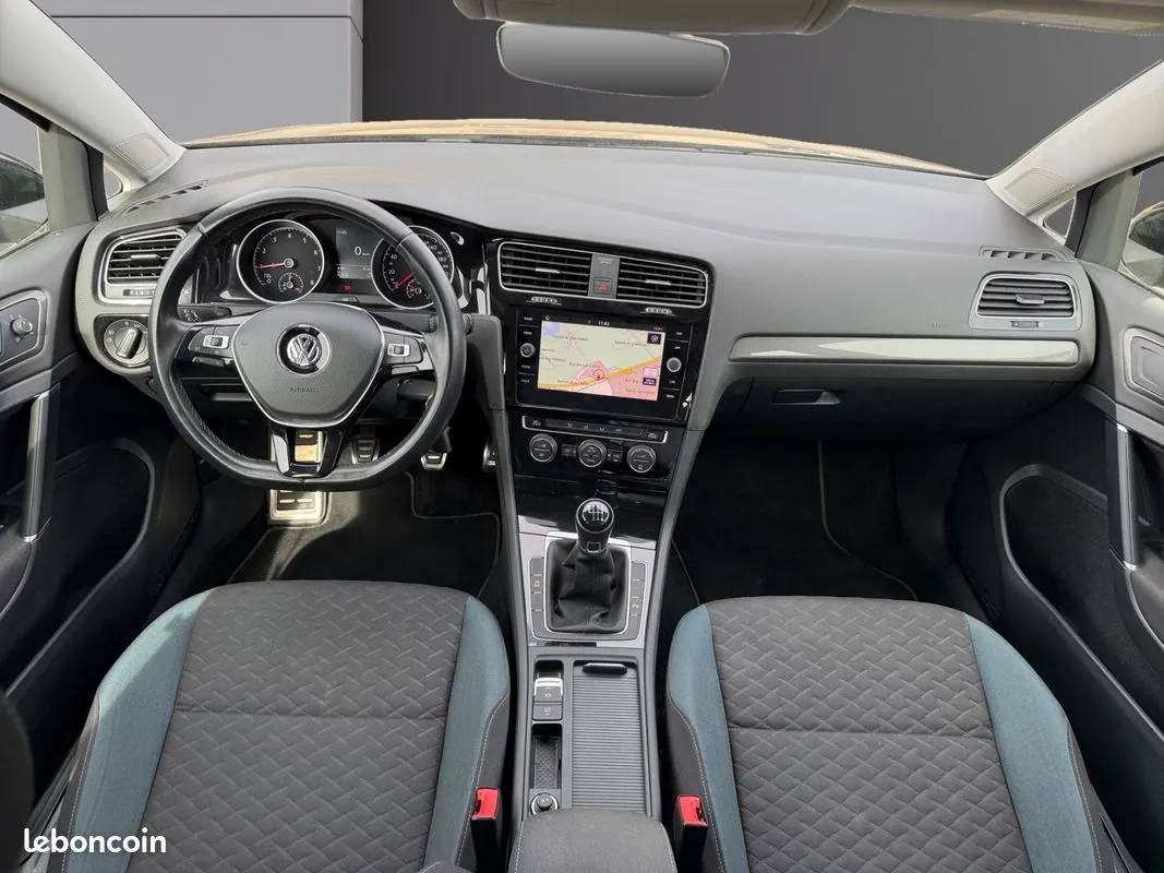 Volkswagen Golf 2020 photo 2