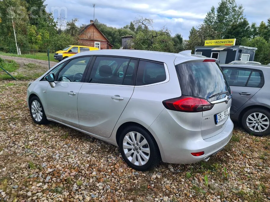 Opel Zafira 2017 photo 4