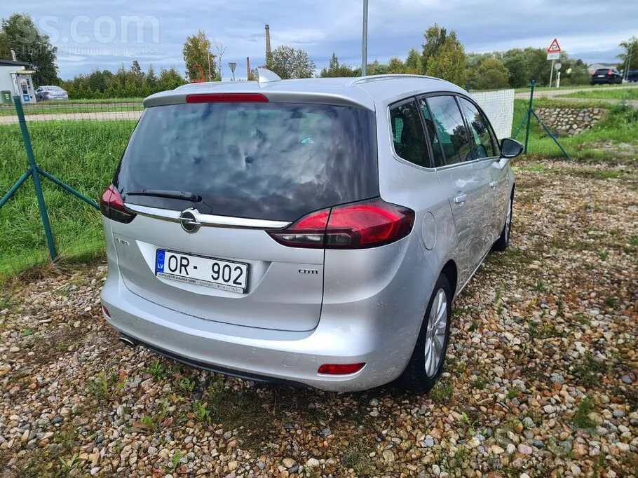 Opel Zafira 2017 photo 3