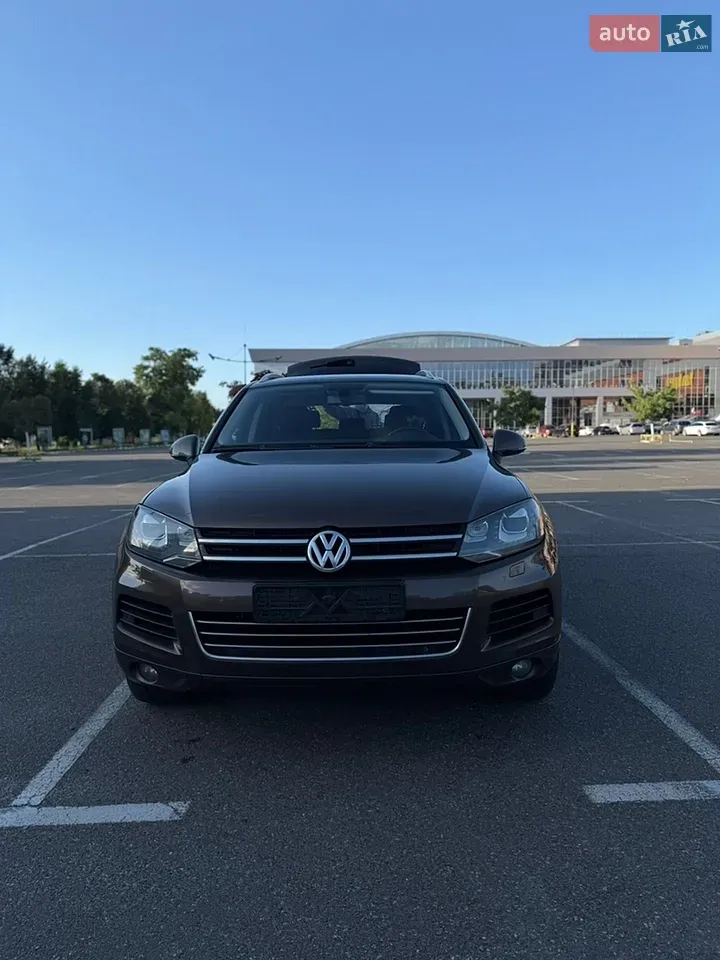 Volkswagen Touareg 2013 photo 2